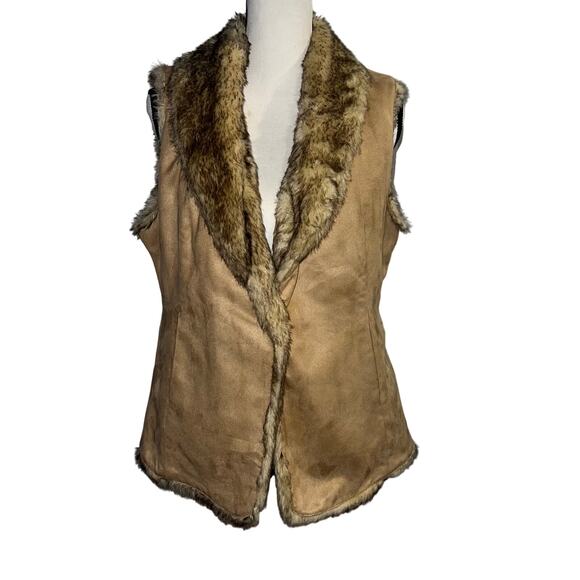 Crosby Tan Faux Suede and Fur Sleeveless Warm Winter Layering Vest Size Large - Picture 3 of 14